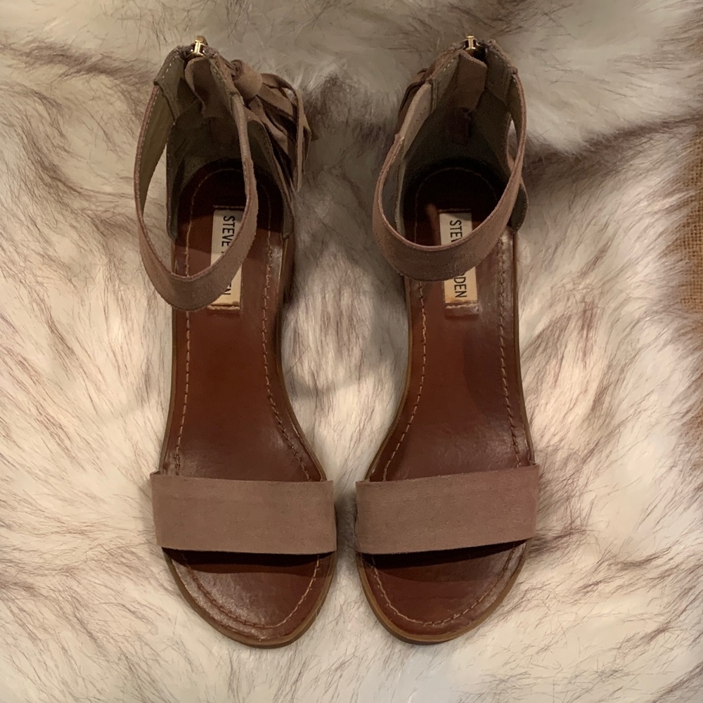 Steve Madden Women's Brown Ankle Strap Sandals
